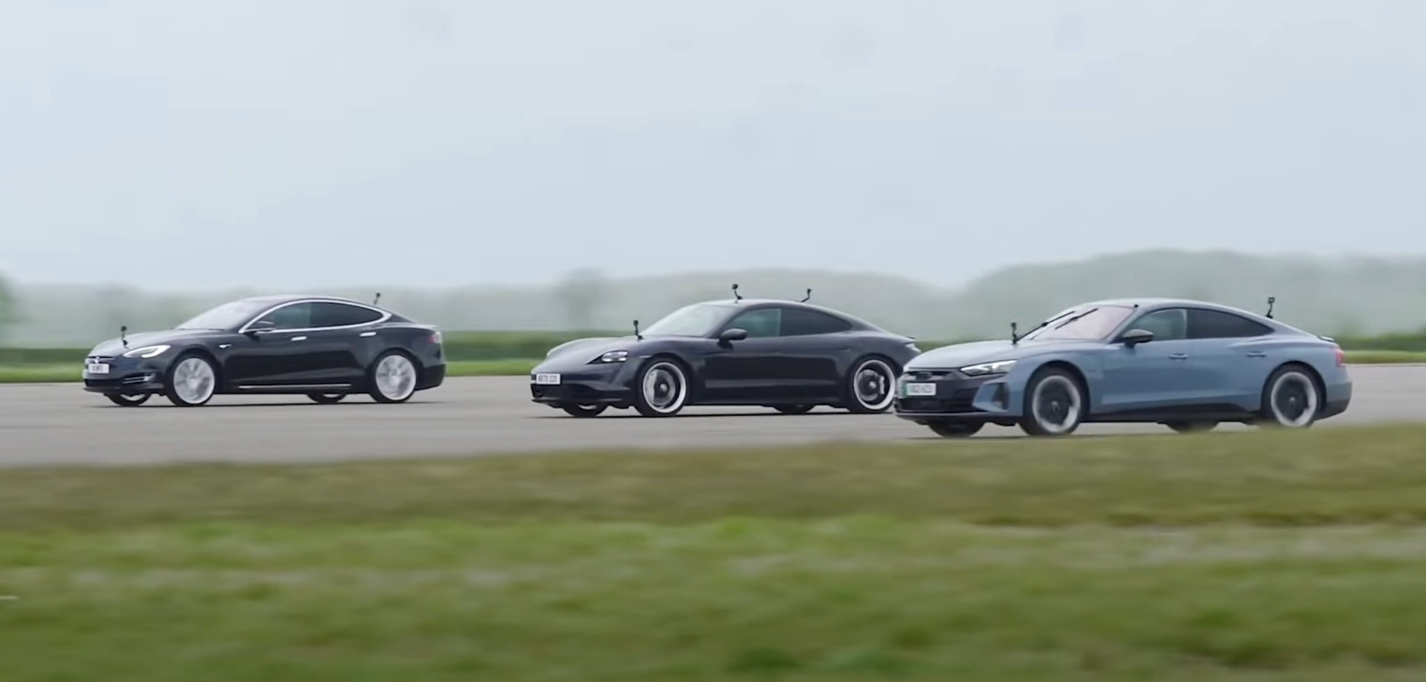 Audi RS E-Tron GT Vs Porsche Taycan Vs Tesla Model S Performance Drag Race