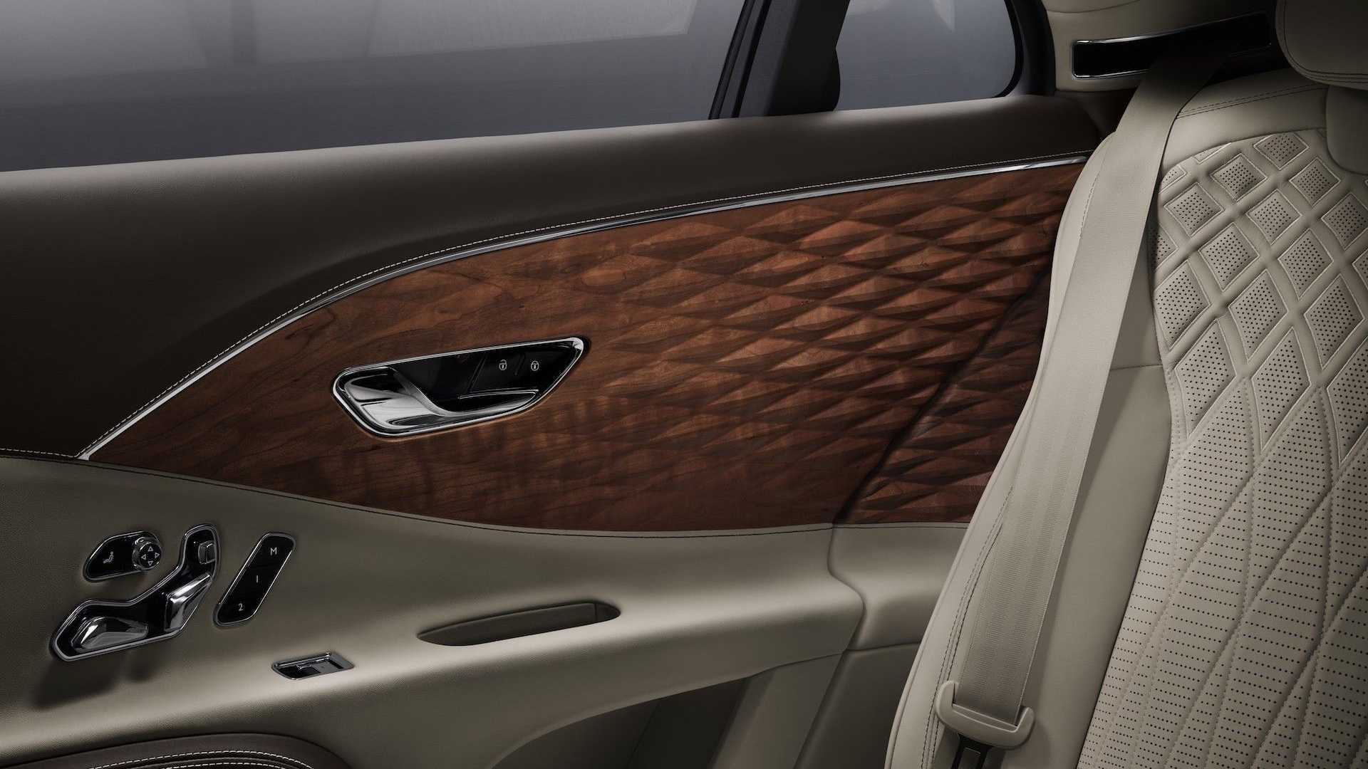 Bentley Flying Spur gets Industry-First 3D Wood Trim