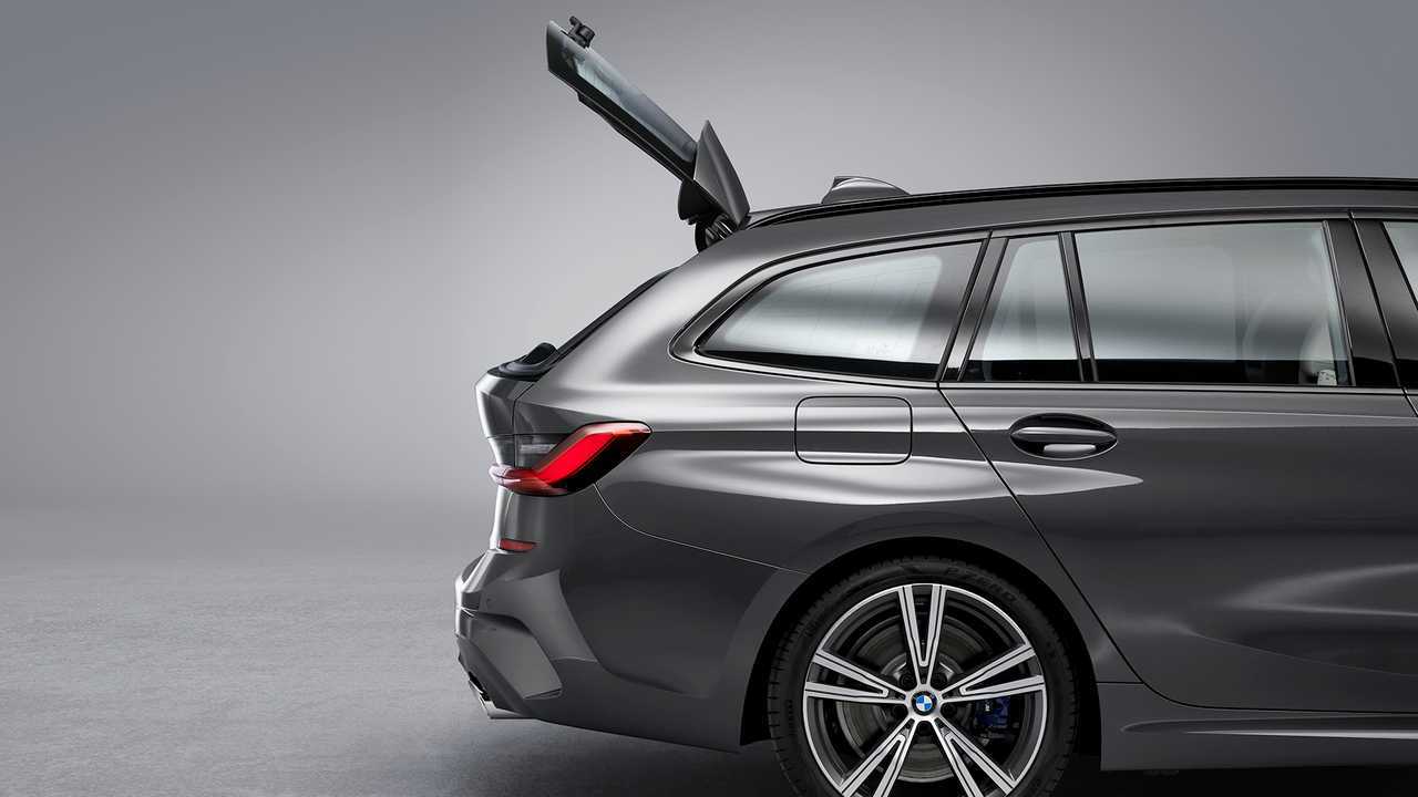 BMW says not many owners know about a Wagon's opening tailgate window