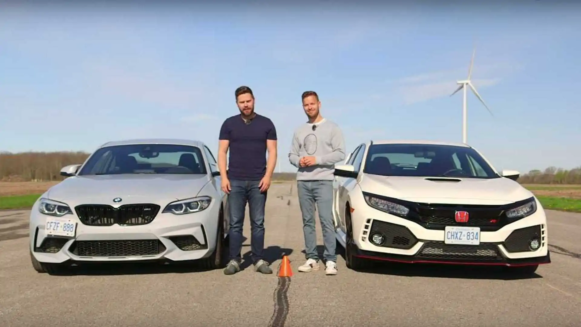 BMW M2 Competition vs Honda Civic Type R in an Unlikely Drag Race