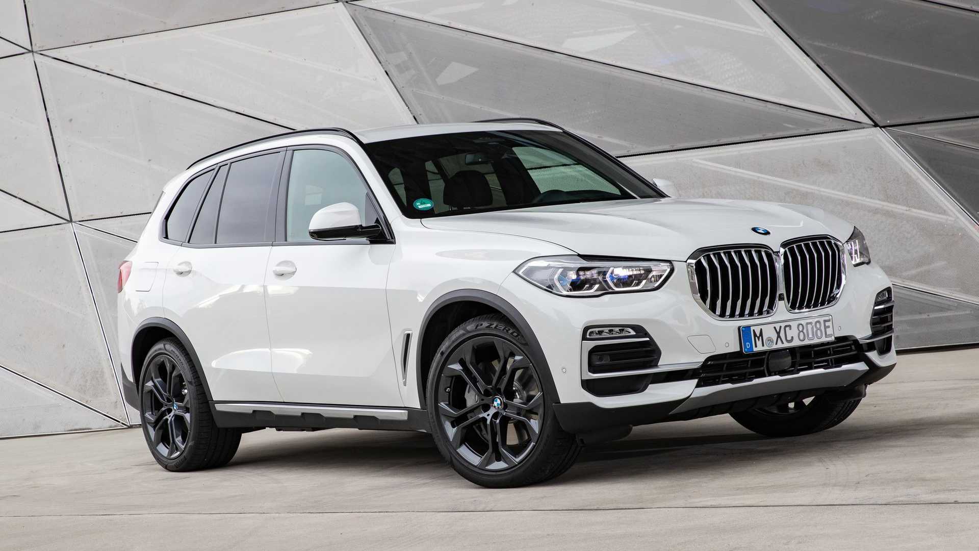 2021 BMW X5 xDrive45e PHEV: More Power, More Electric Range