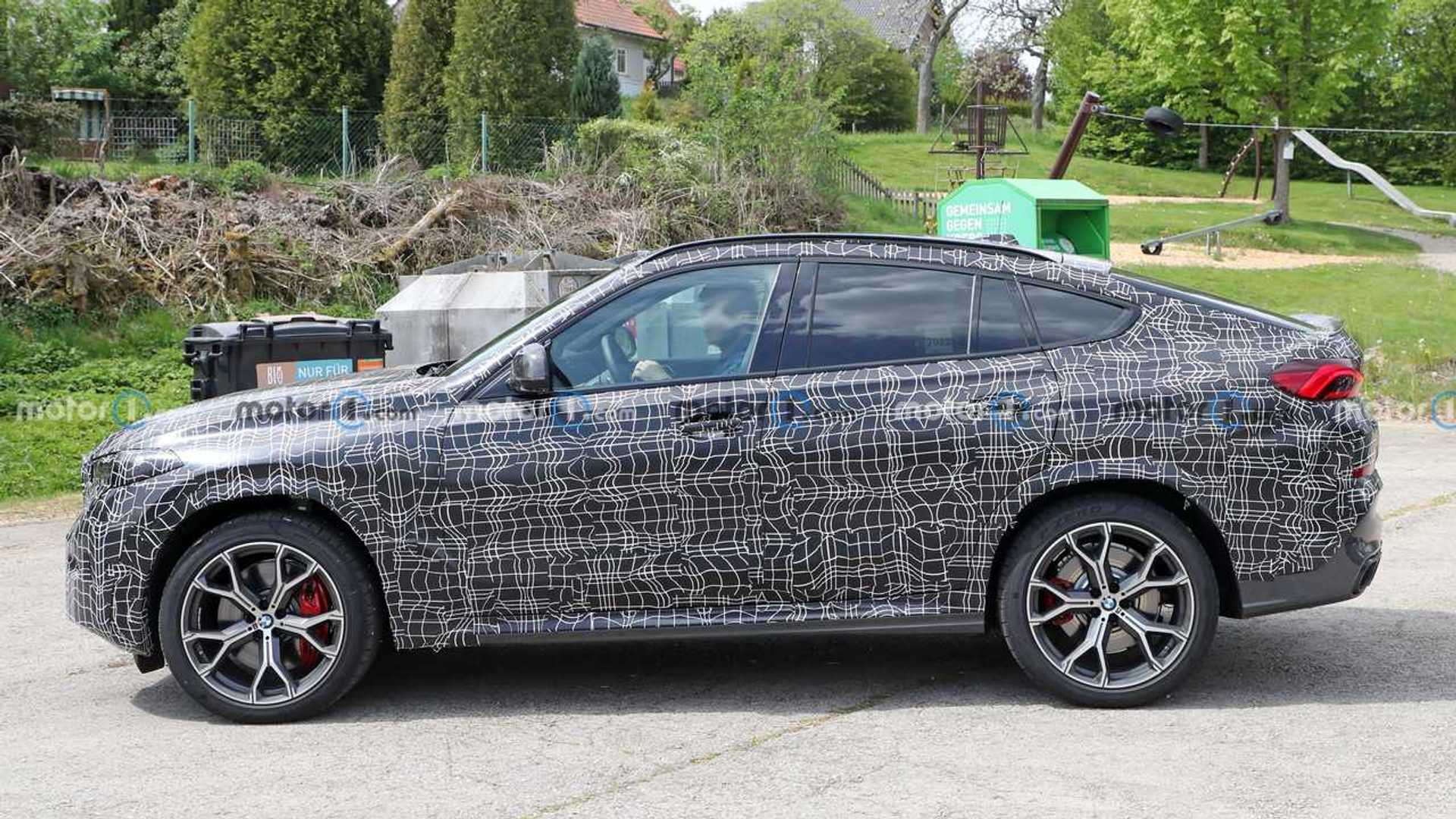 BMW X6 Facelift Revealed in M60i Guise with New V8 Engine