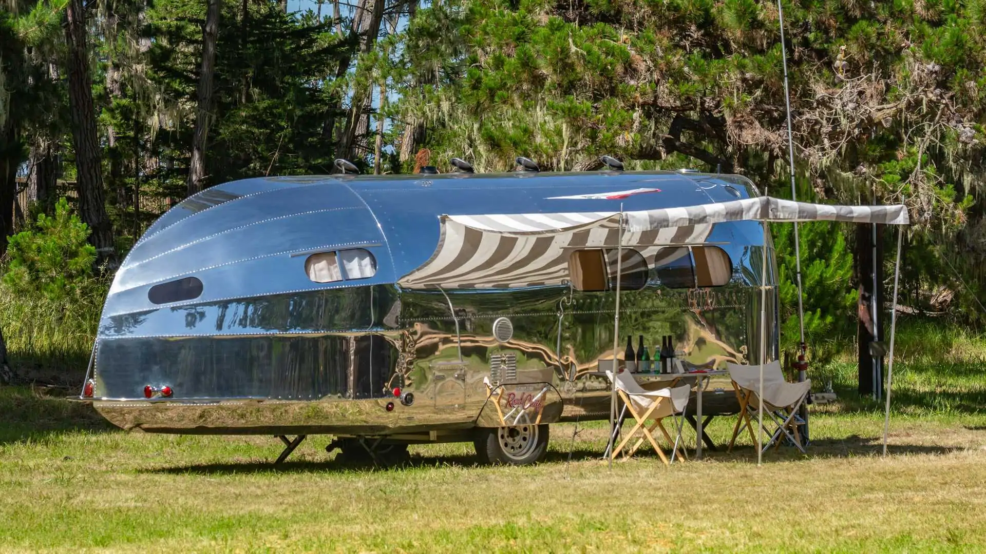 Bowlus Road Chief Endless Roads is Ready for Off-The Grid Living