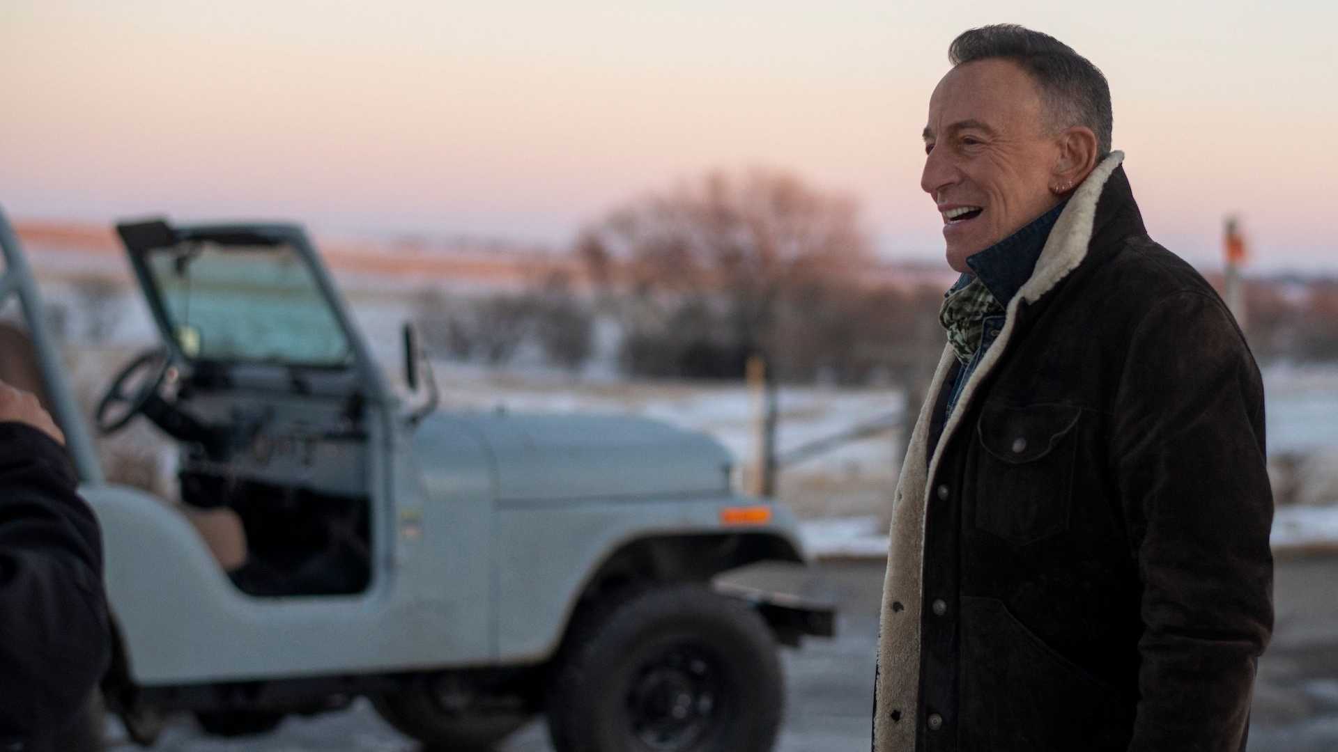 Bruce Springsteen wants you to find 'The Middle" for Jeep Super Bowl Ad