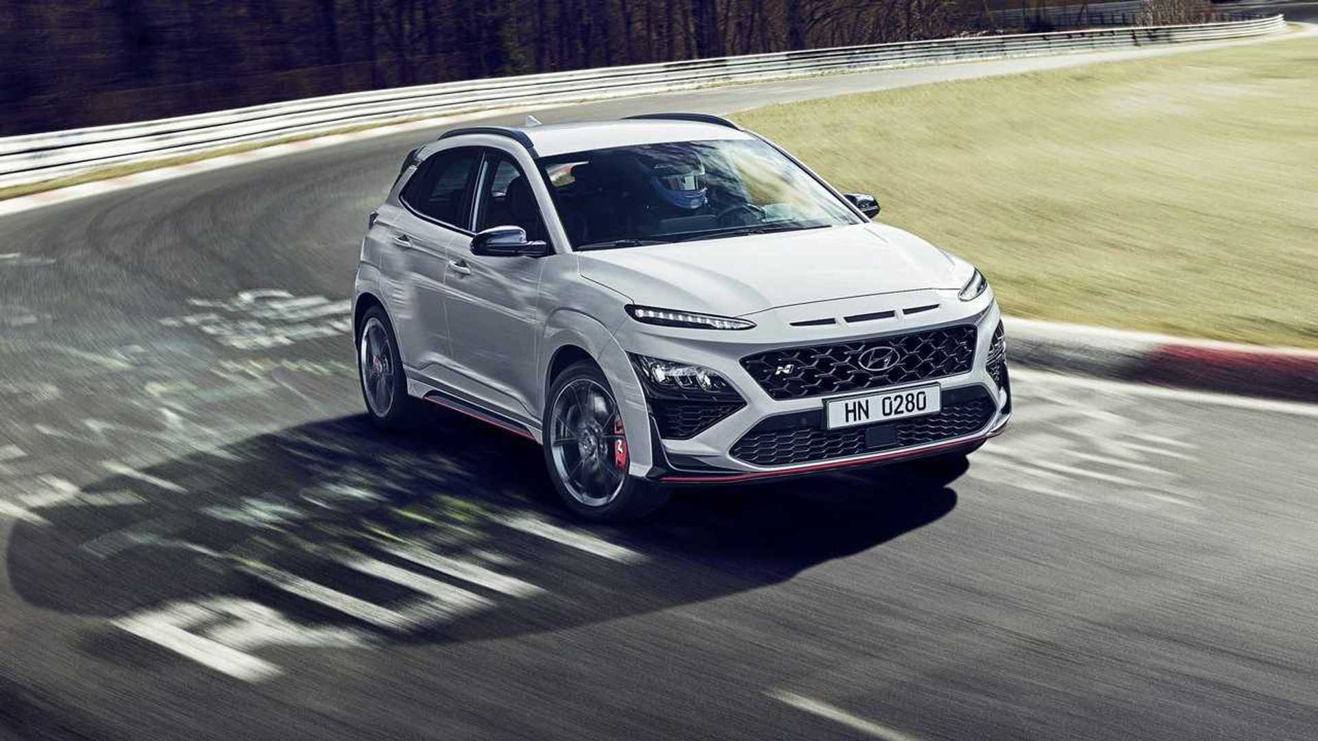 2022 Hyundai KonaN Shows Its Sporty Side in Walkaround Video