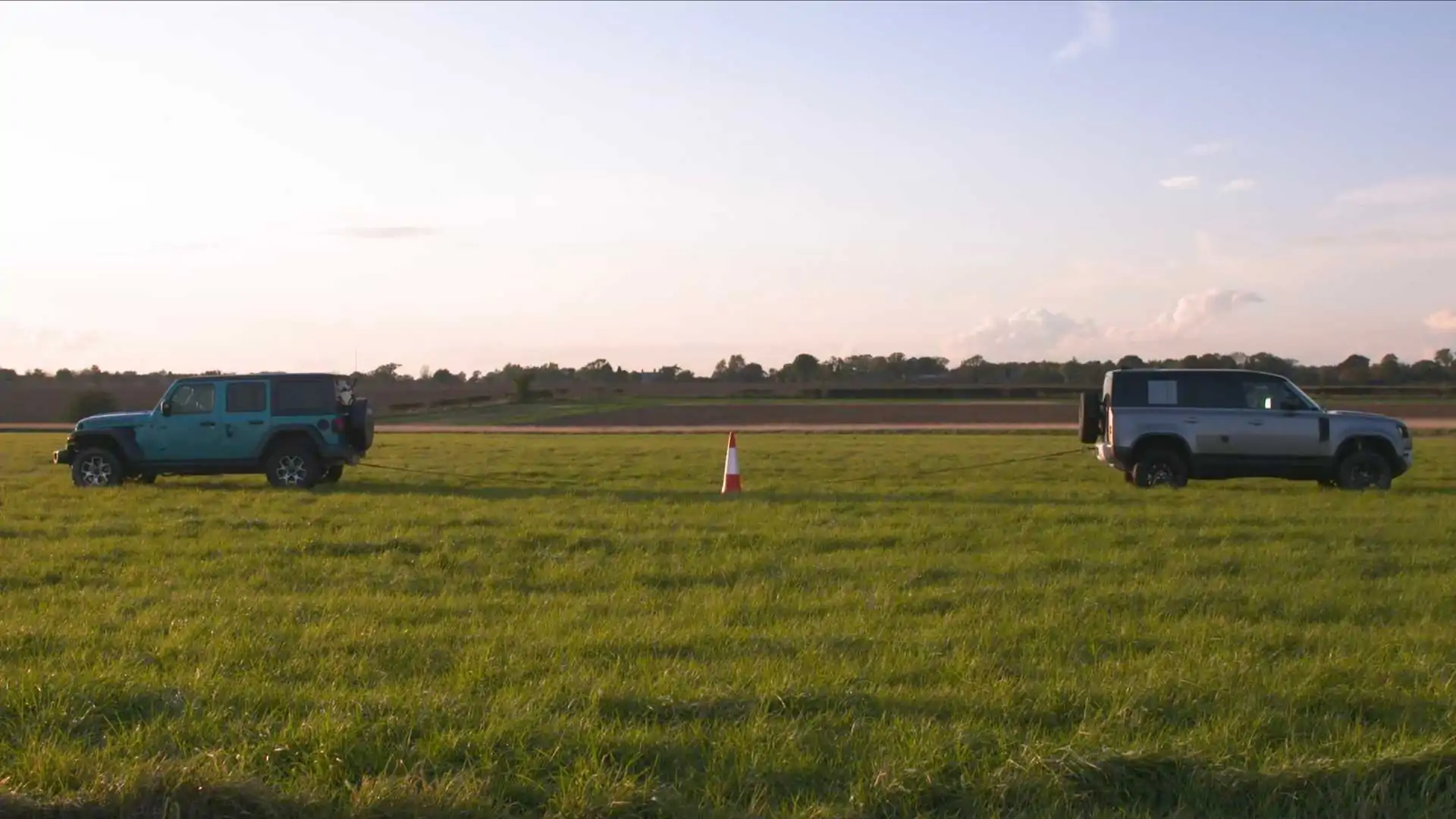 Boxy Off-Road Battle: Wrangler Vs Defender, G-Class In Tug-Of-War