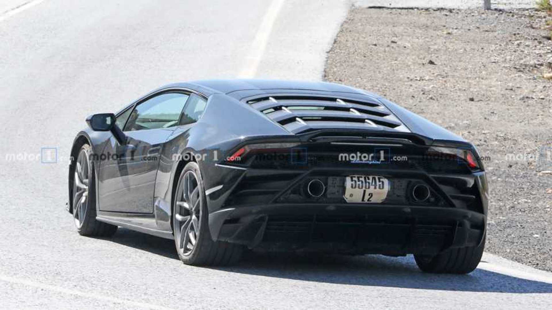 Lamborghini Huracan evo test car found with strange engine cover