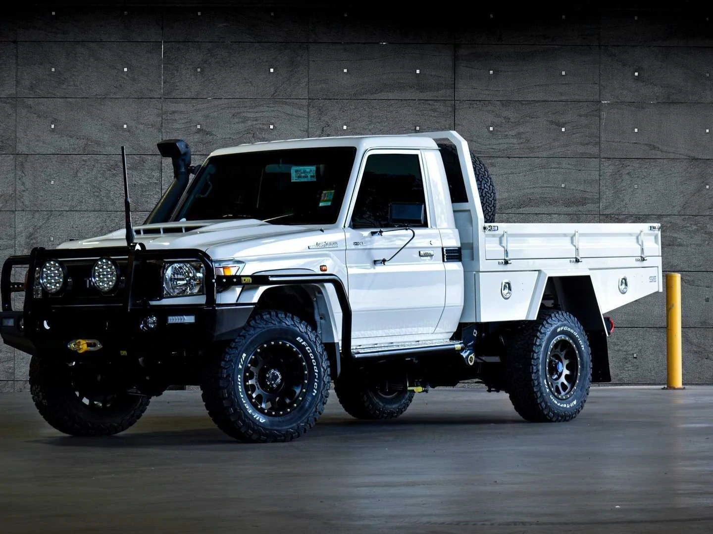 Toyota Land Cruiser Single Cab Truck Features Camper-Friendly Mods