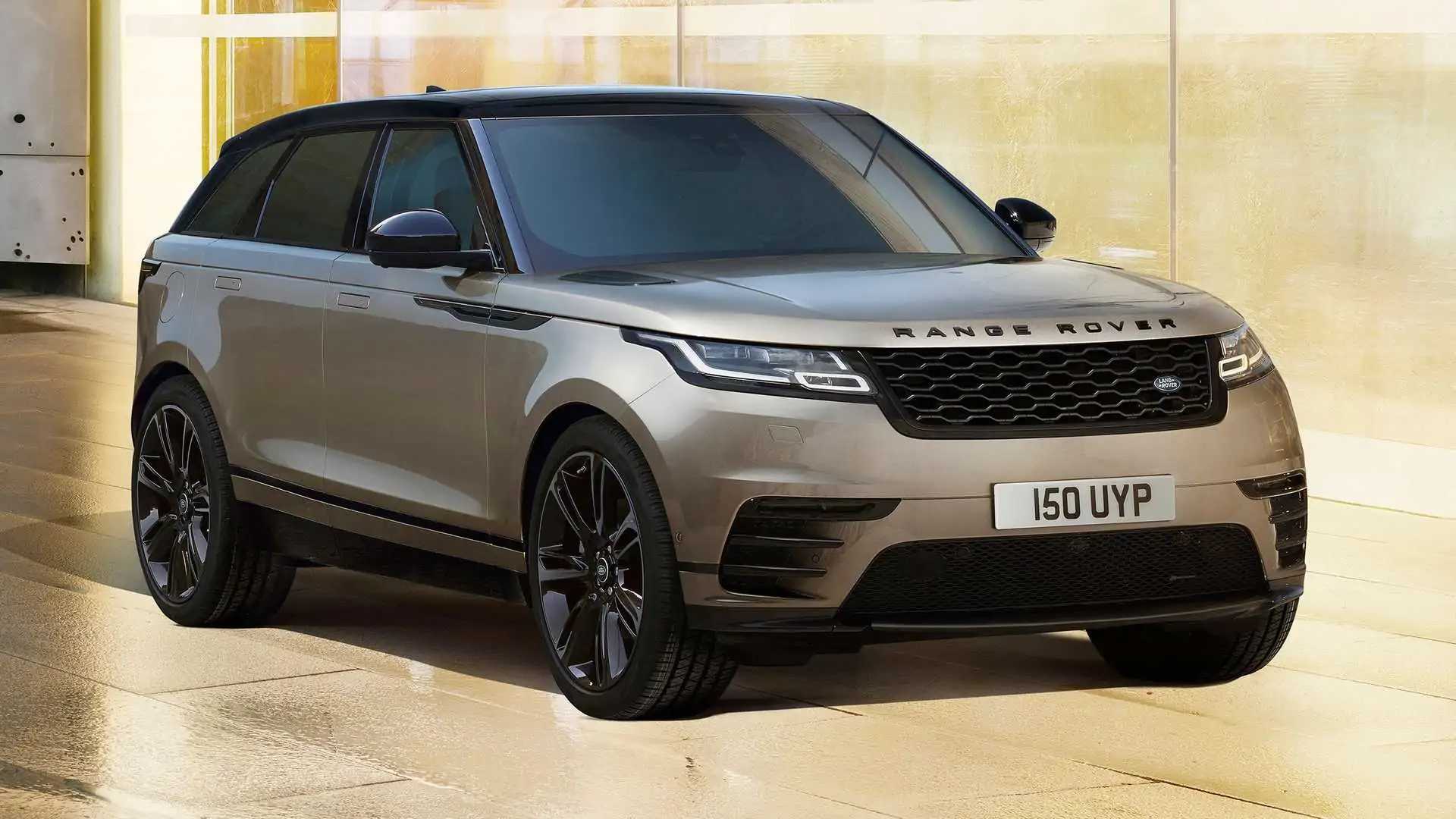 Land Rover Range Rover HST Introduces Black Accents for the Body and Cabin