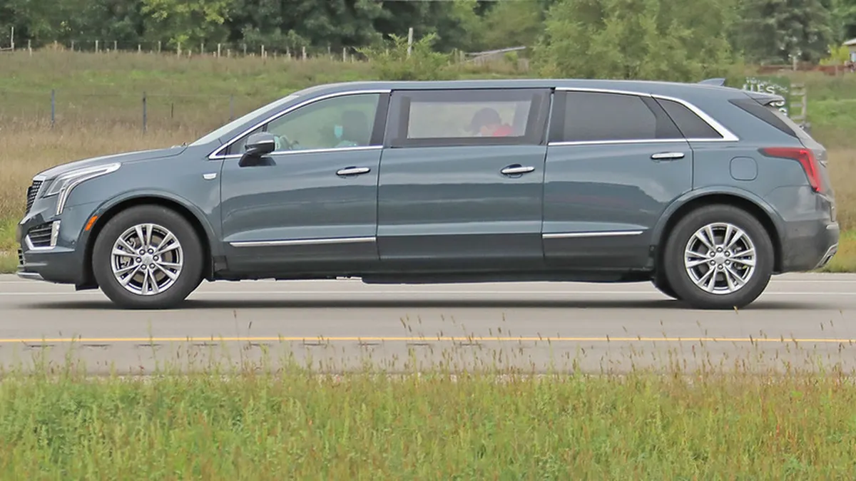 Strange Cadillac XT5 Limousine Spied Testing For First Time