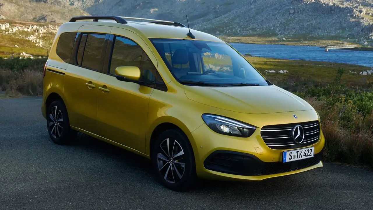 Mercedes T-Class Gets a New Look as a Posher, Expensive Renault Kangoo