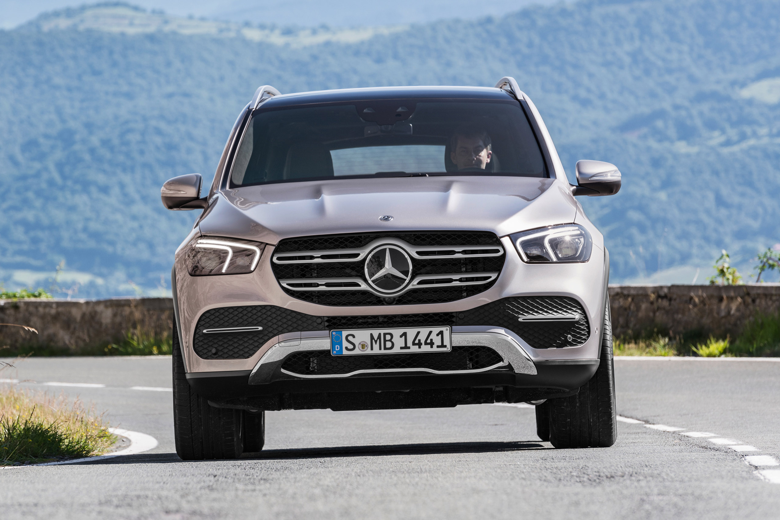 800K Mercedes-Benz Vehicles could be at Risk of Fire, but there's no recall yet