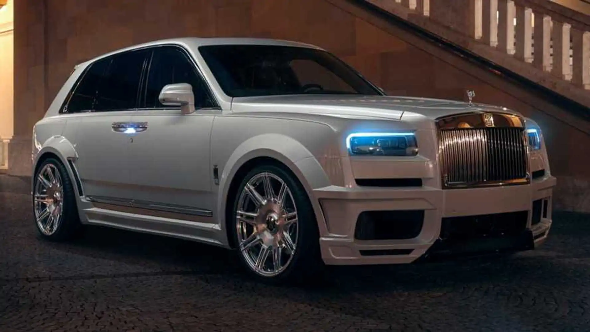 Rolls-Royce Cullinan gets big wheels and power from Tuner