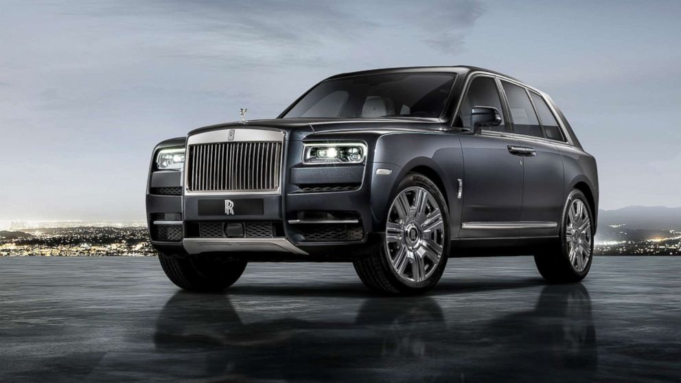 Rolls-Royce Cullinan will make a private debut for some buyers