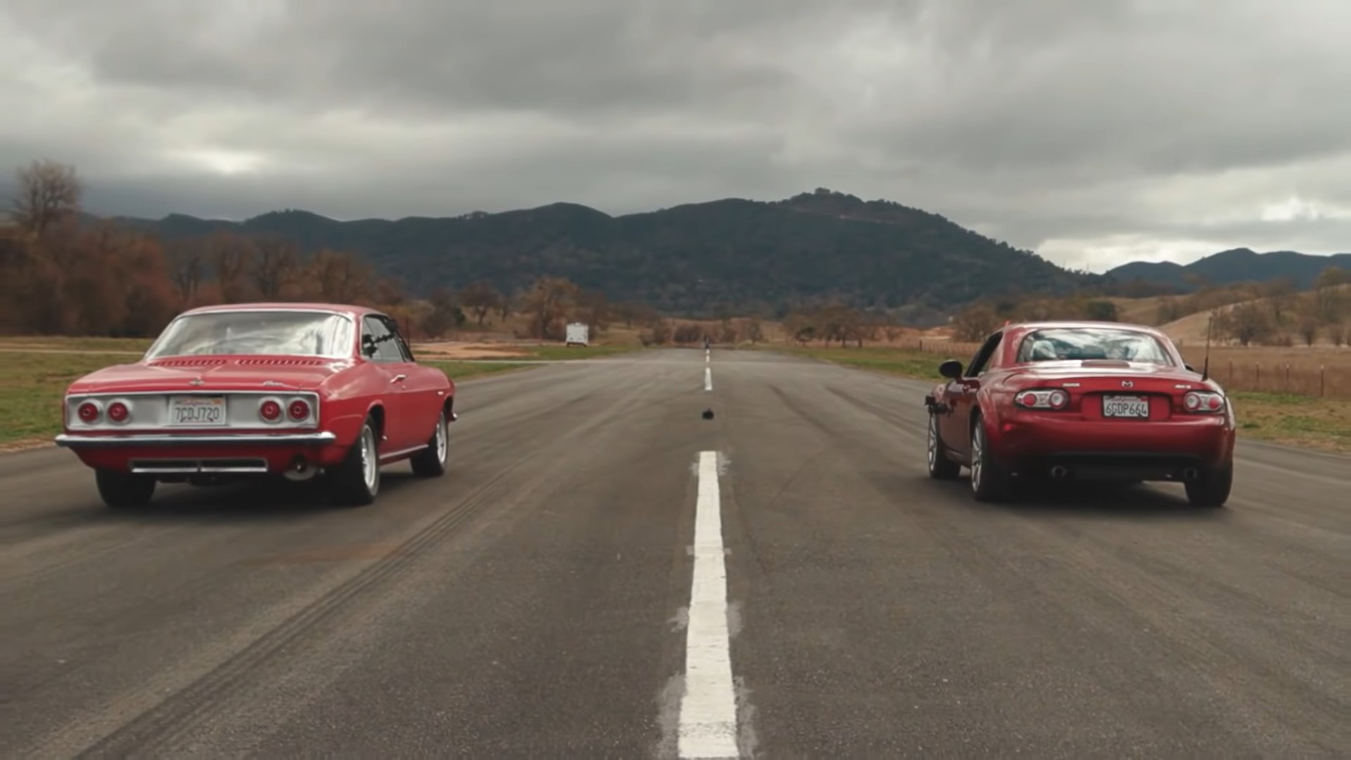 Tim Allen's Chevrolet Corvair Corsa Drag Races Mazda MX-5