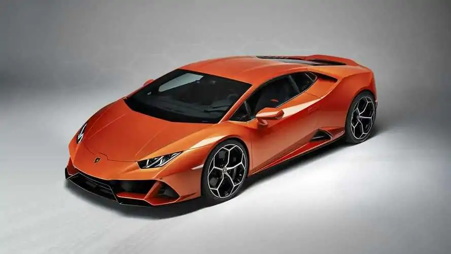 Lamborghini Huracan Evo Versus Performante Drag Race Is Close