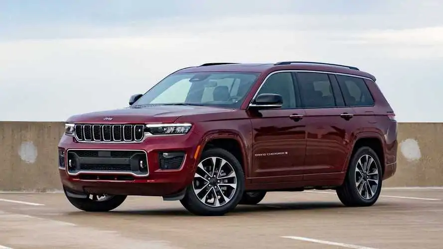 2022 Jeep Grand Cherokee L to Get an Optional Front Passenger Screen