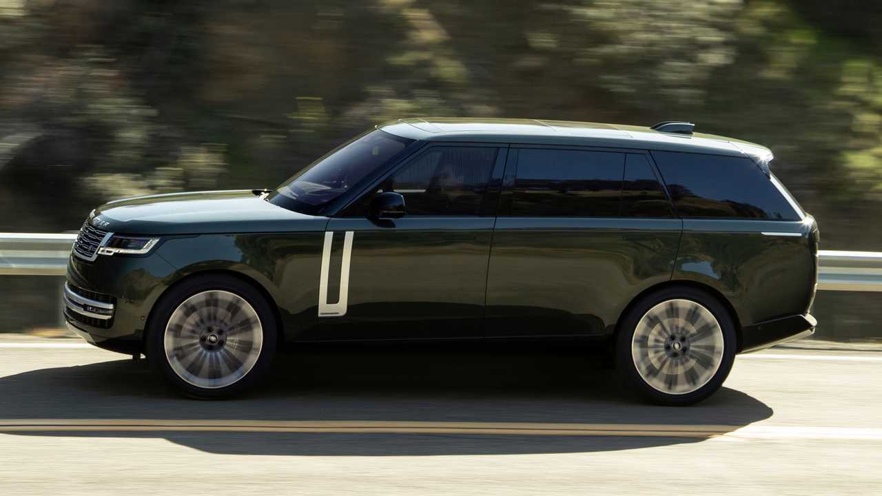 Land Rover Range Rover New Land Rover Range Rover Hits Top Speed with Ease on Autobahn