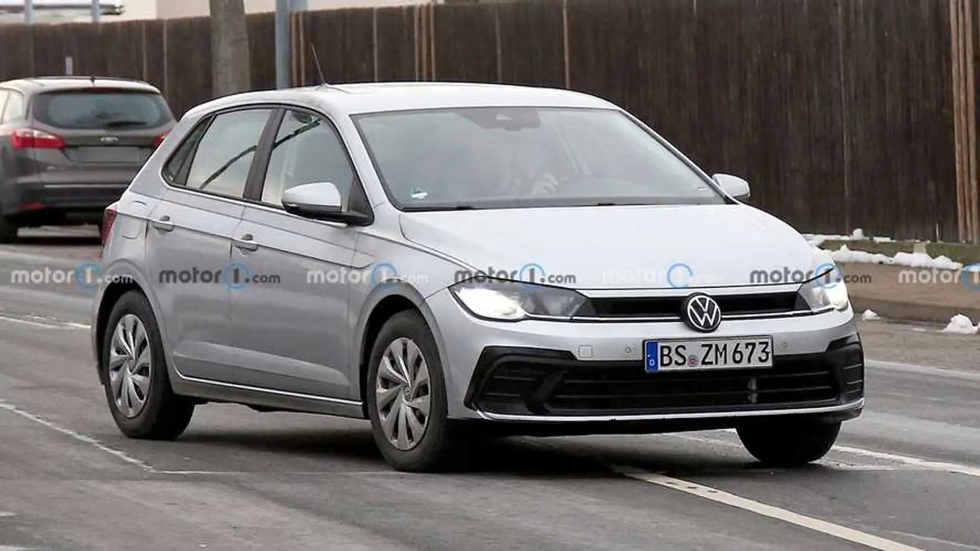 2022 VW Polo Facelift Spied with New Lights, Large Fake Exhaust Tips