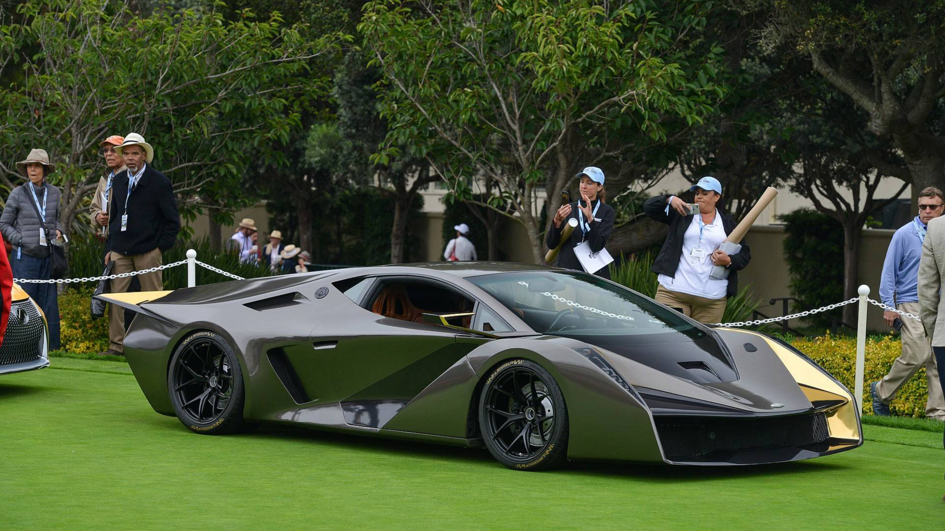 Lamborghini Gallardo Hiding Underneath Edgy Coach-Built Supercar