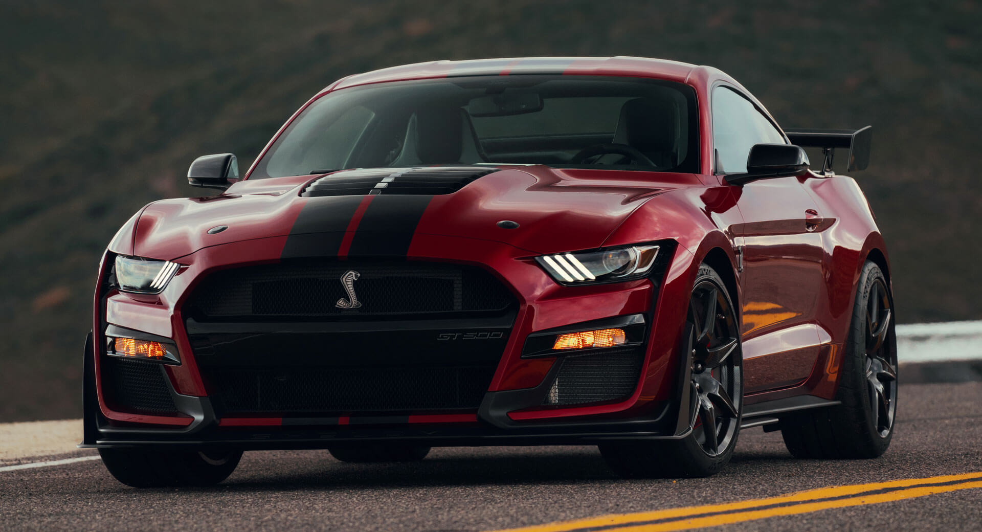 2020 Mustang Shelby GT500 Can Go 0-100-0 MPH in Just 10.6 Seconds