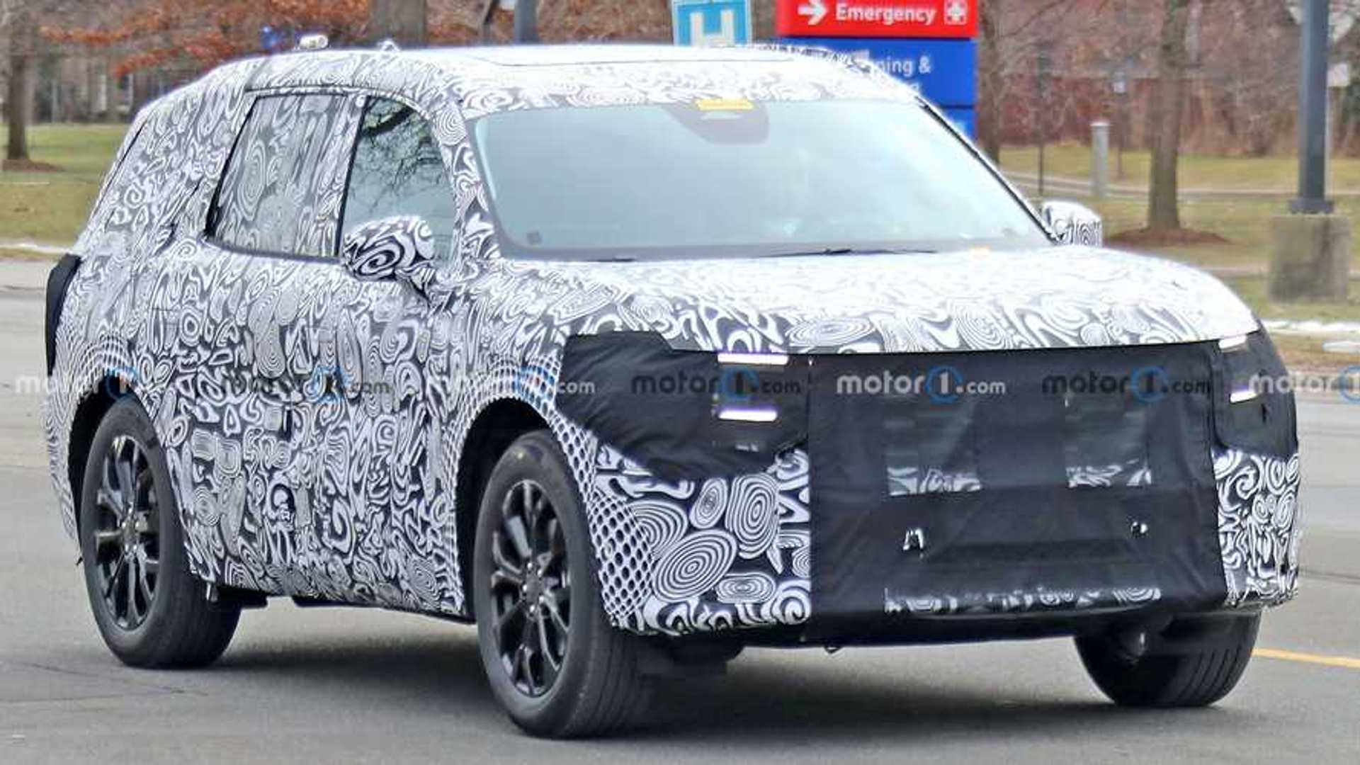 New Ford Spy Shots Capture Mysterious Boxy SUV Testing in Michigan