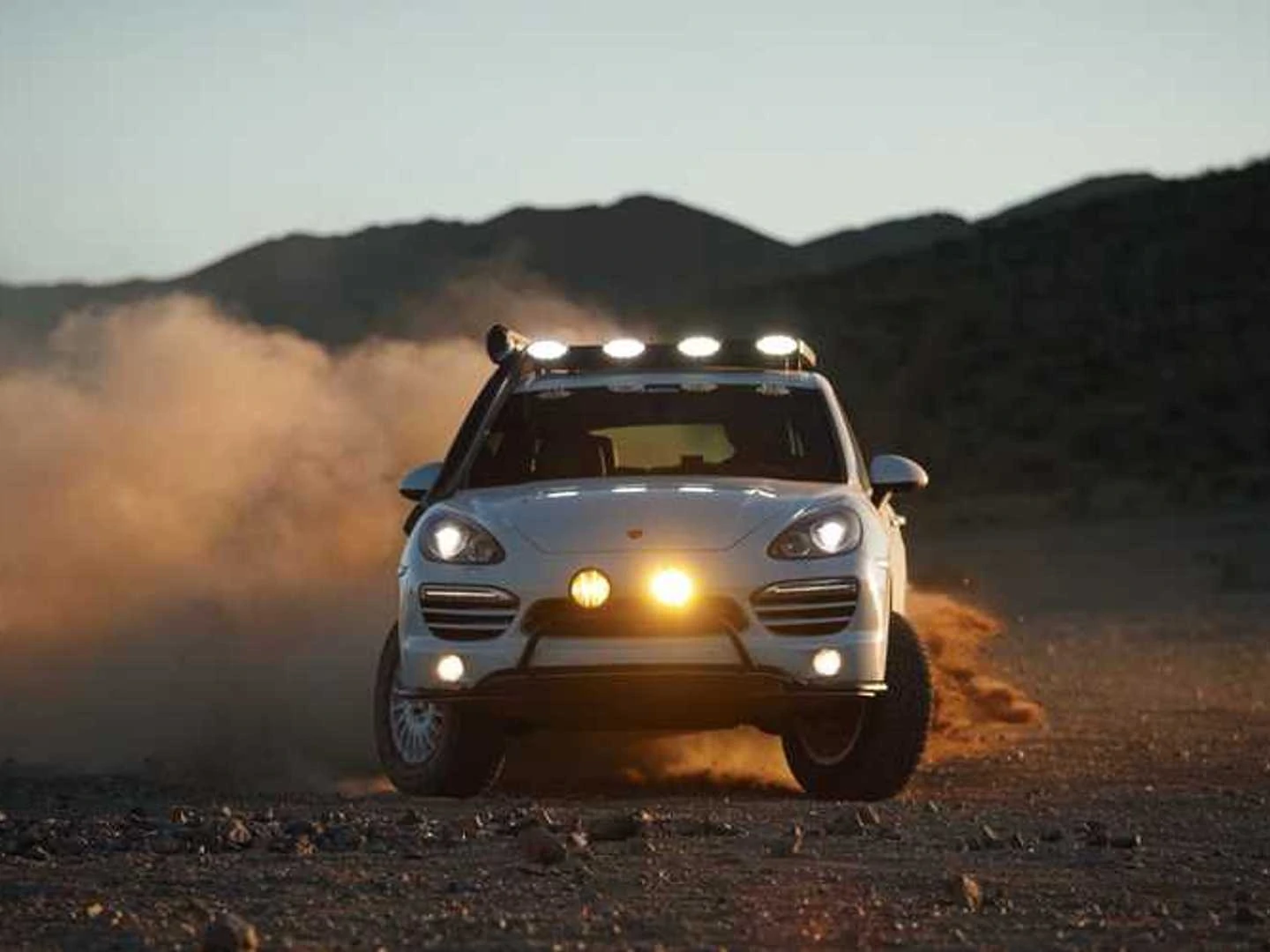 Watch this Porsche Cayenne Diesel Overlander drive like a rally car