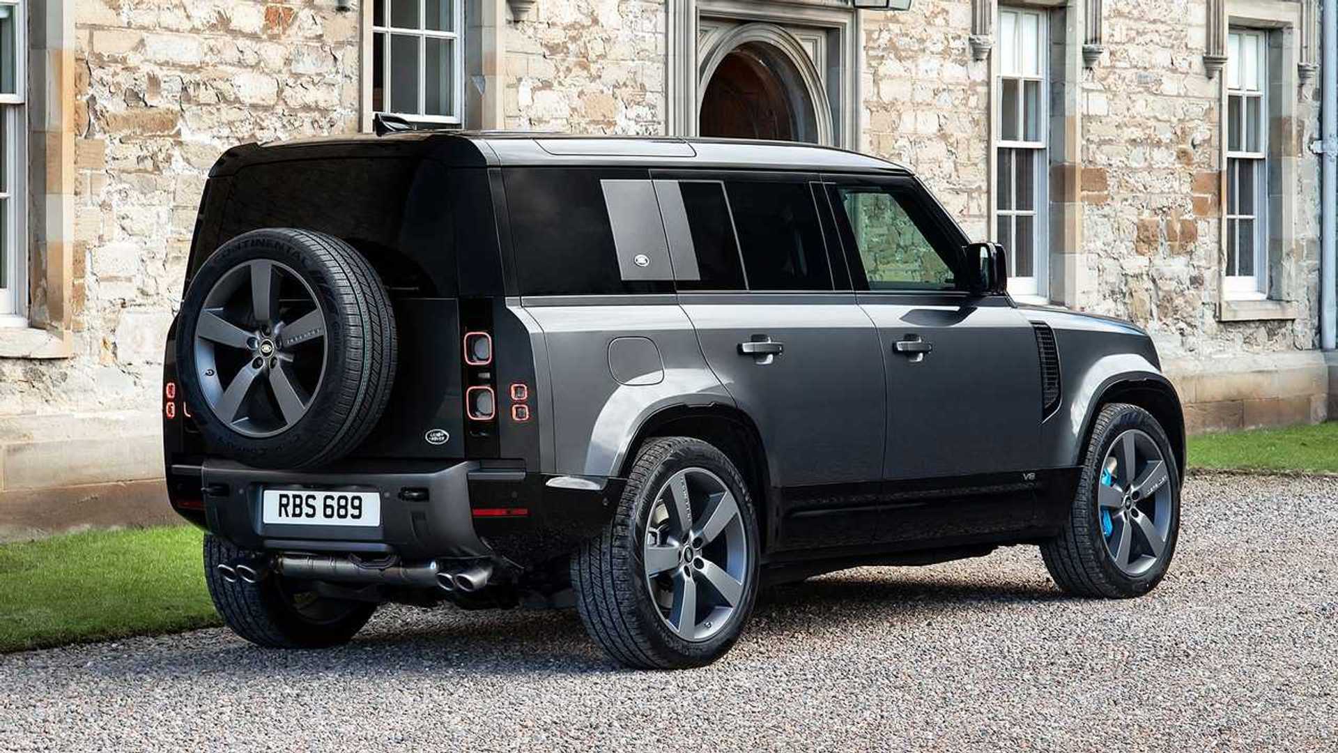 Three-Row Land Rover Defender 130 Confirmed, Available for Sale in 18 Months