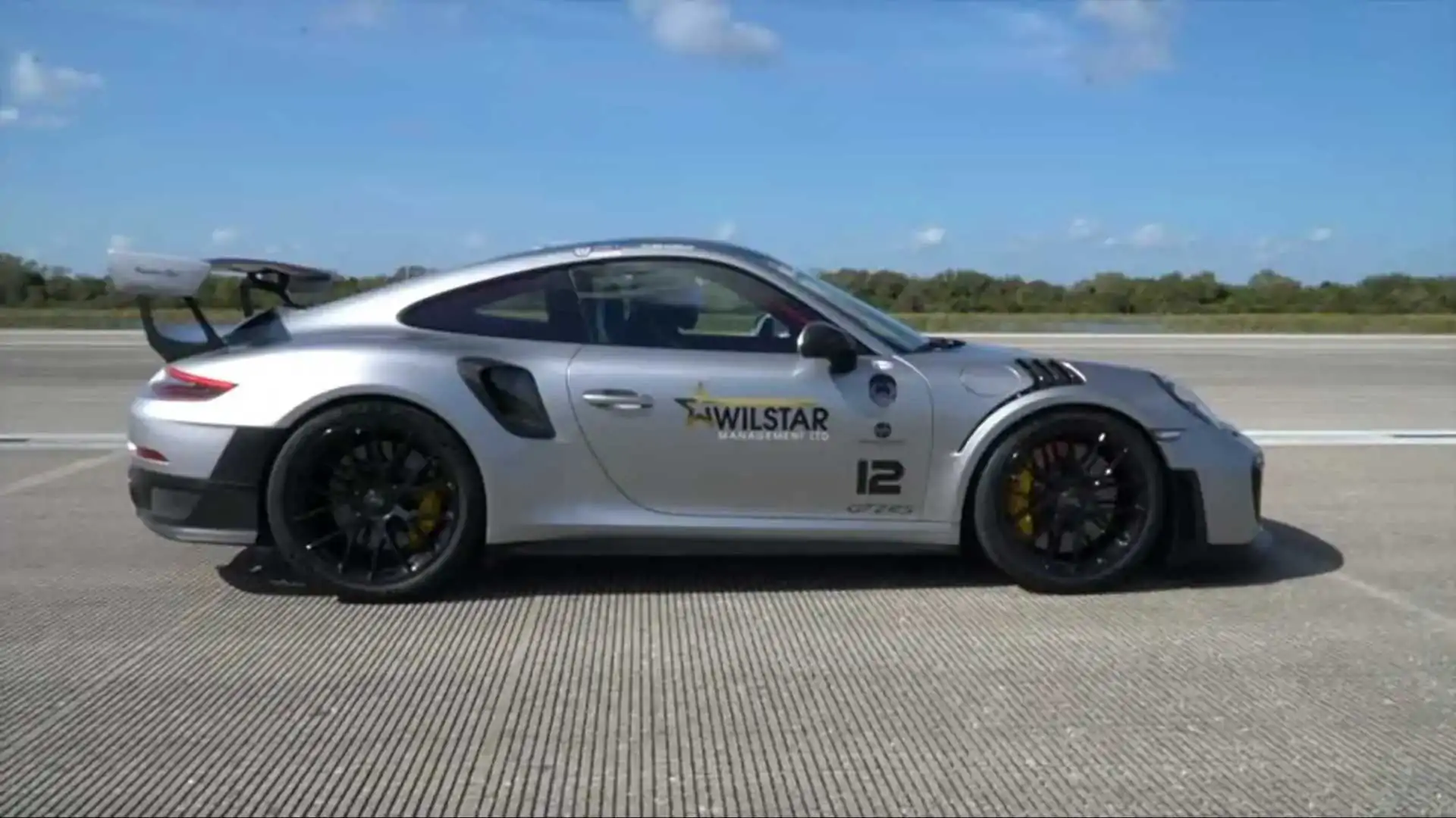 This Porsche 911 GT2 RS Defeats Its Published Top Speed