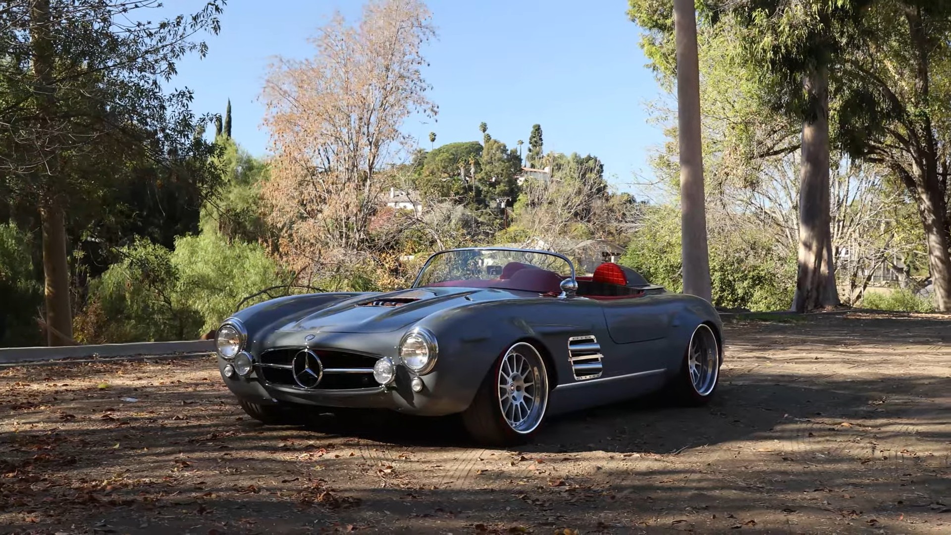 Mercedes 300 SL Shell Reborn as Widebody Speedster with AMG Engine