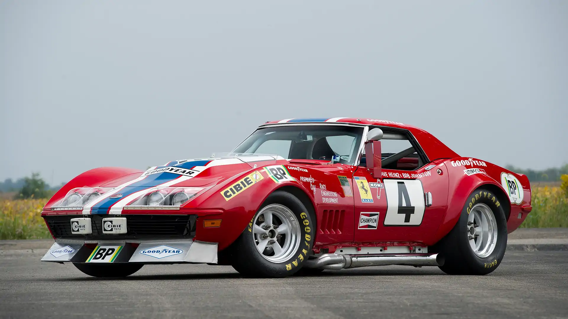 To race at Le Mans, the Corvette disguised itself as a Ferrari.