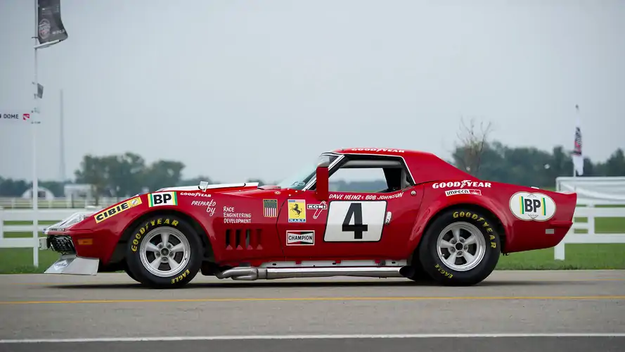 To race at Le Mans, the Corvette disguised itself as a Ferrari.