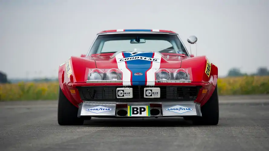 To race at Le Mans, the Corvette disguised itself as a Ferrari.