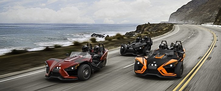 2017 Polaris Slingshot receives luxury trim and a removable roof