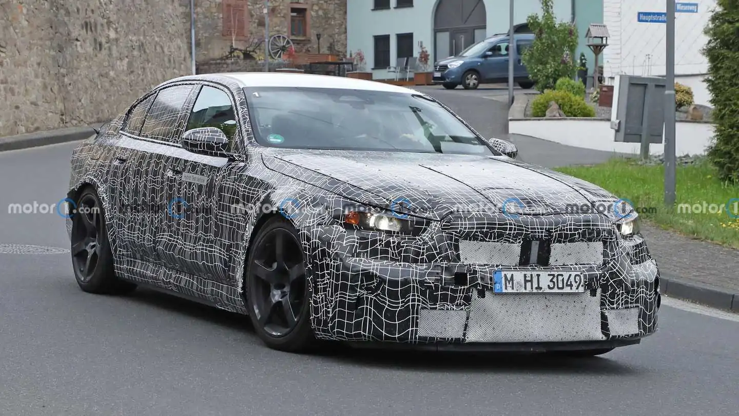 2024 BMW M5 Hybrid Plug-In Hybrid Spied Looking Glued to The Road