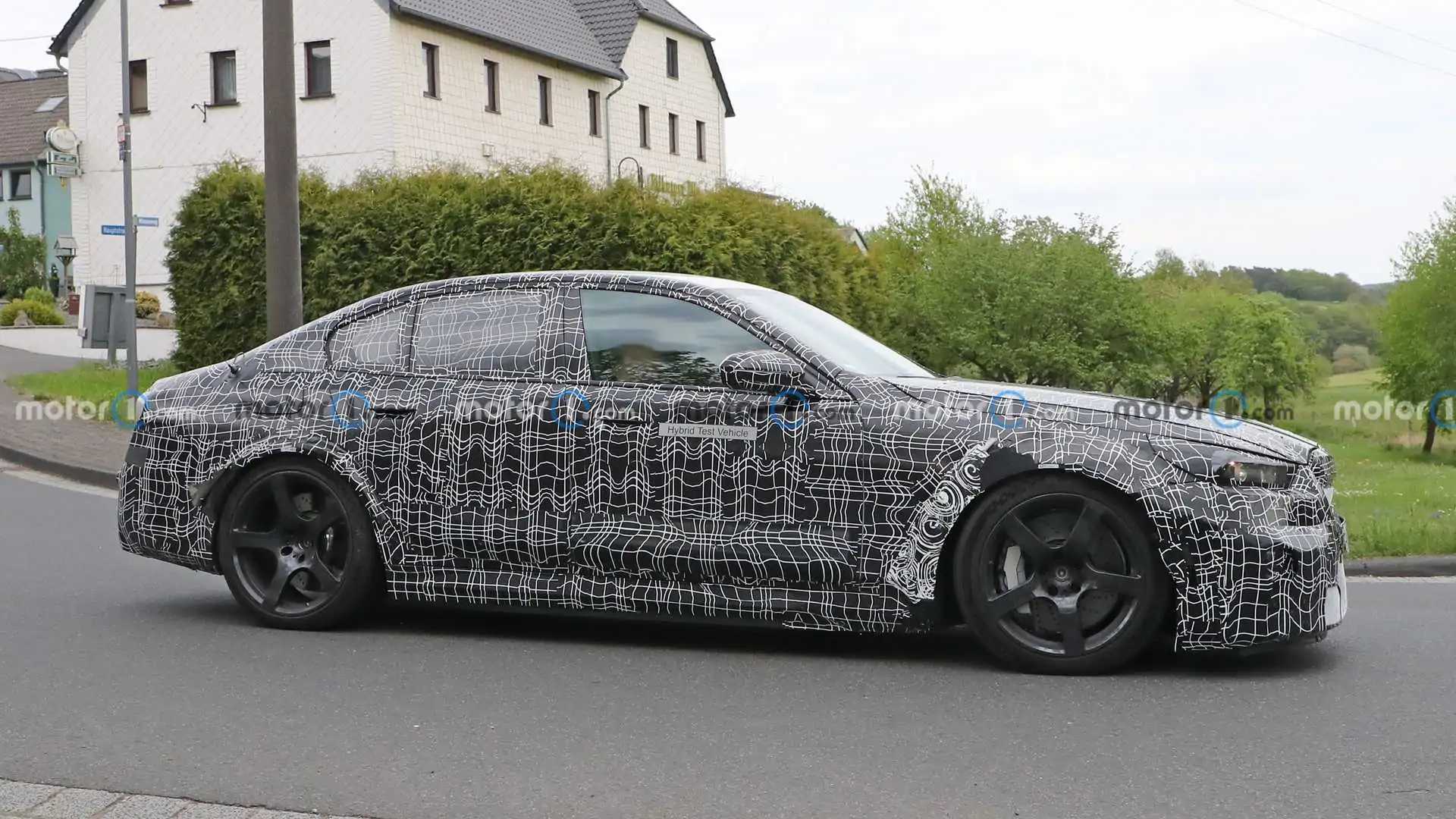 2024 BMW M5 Hybrid Plug-In Hybrid Spied Looking Glued to The Road