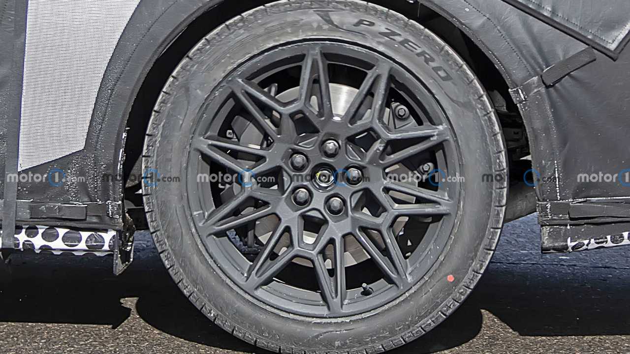 Next-Gen Ford Mustang Gets Bigger Brakes and Wider Tires