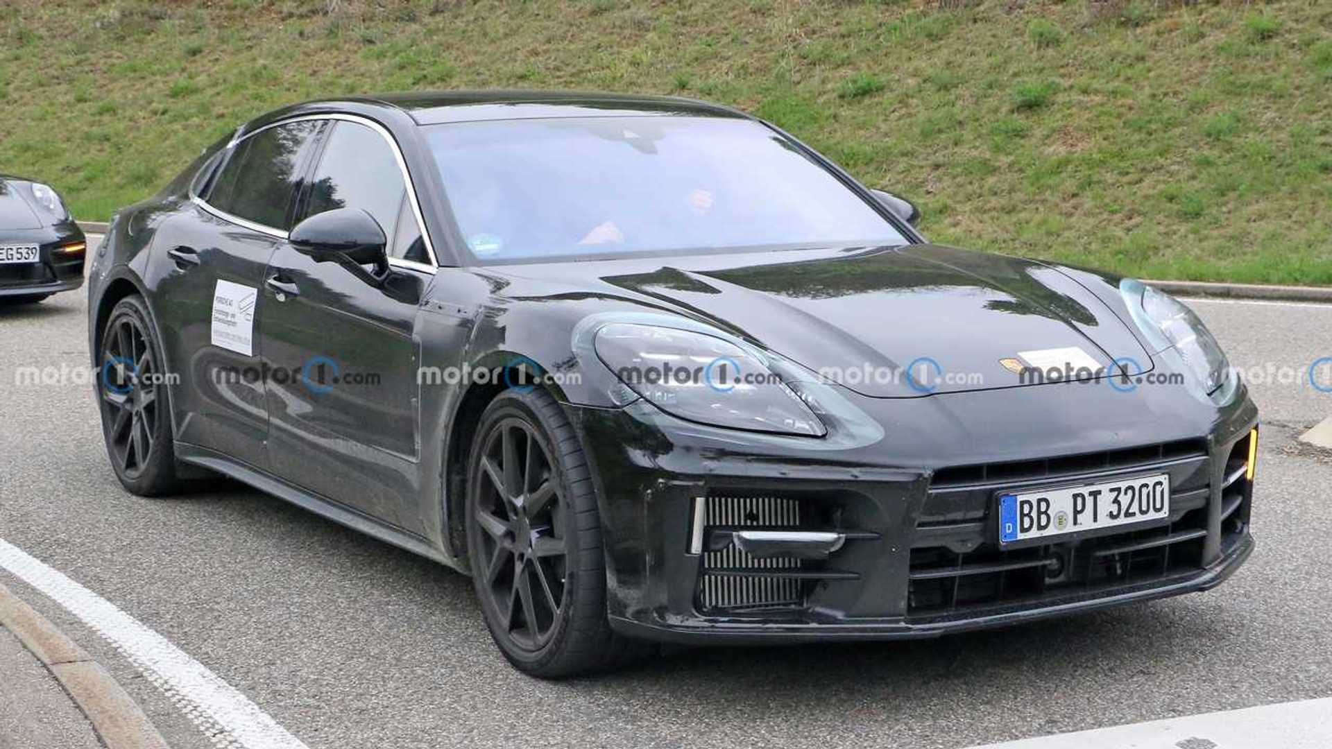 2024 Porsche Panamera Appears In Image Of Infotainment Screen