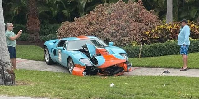 2006 Ford GT Claimedly Broken by Driver Unfamiliar with Manual Trans