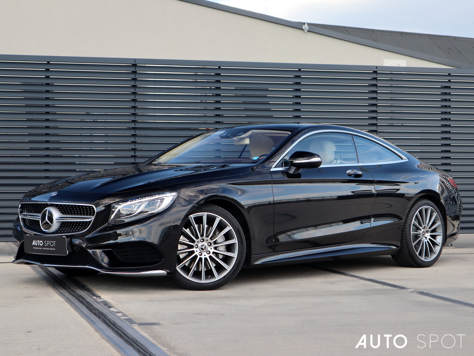 Mercedes S400 4MATIC Coupe joins S-Class Coupe family