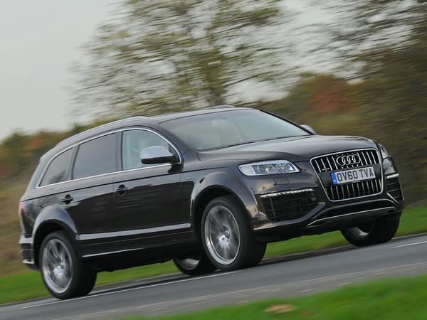 Audi Q7 V12 TDI Autobahn Top Speed Run Is Peak Diesel