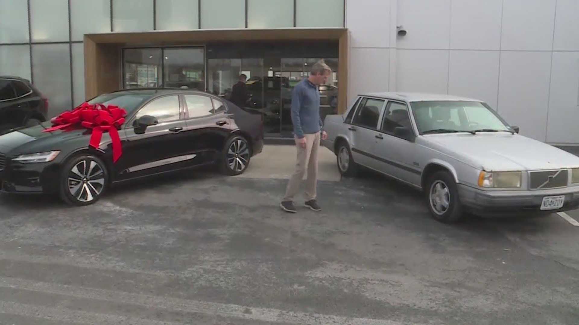 Volvo 740 owner with a million miles receives a new S60 for free, but there's a catch