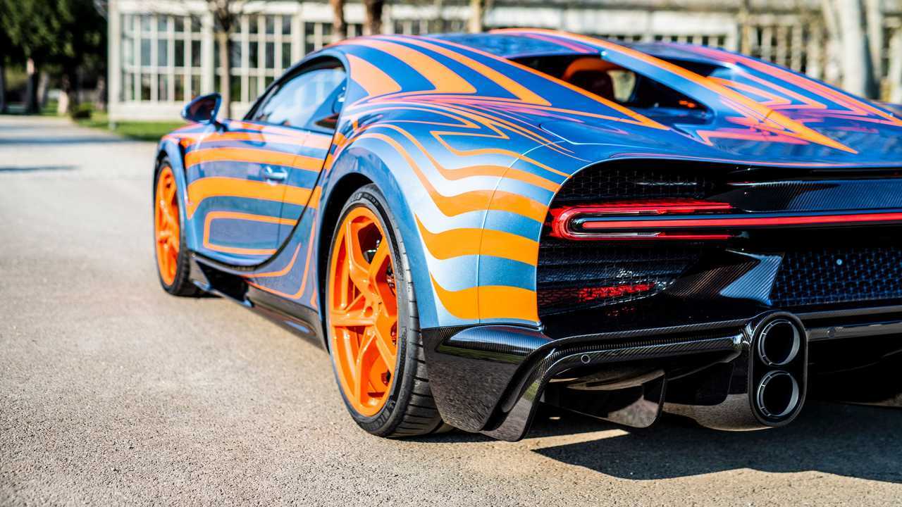 The Paint Jobs of Bespoke Bugatti Chirons Took Five Weeks To Complete