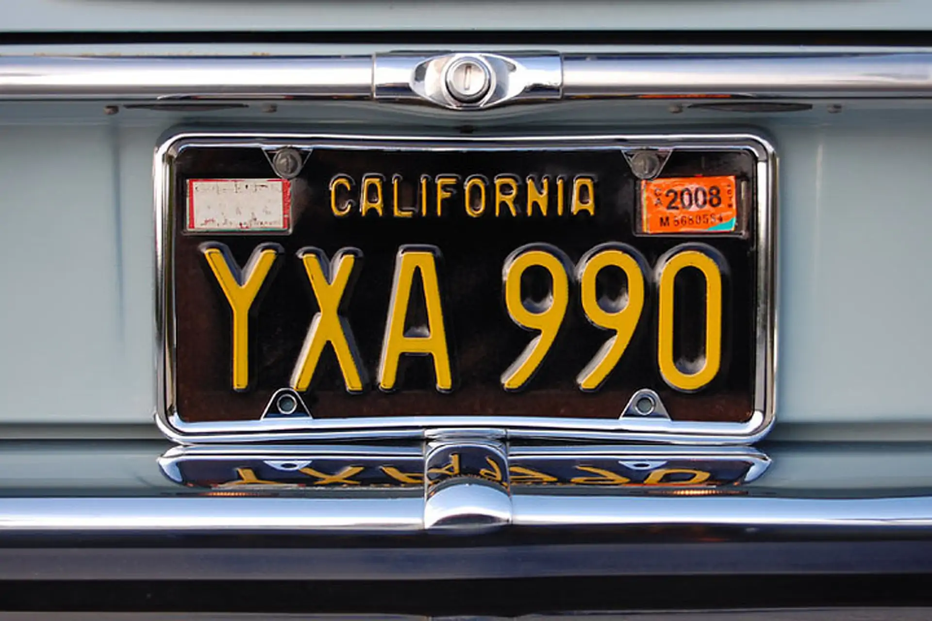 Licence plate lovers rejoice! Site Features Every Plate from Around The World