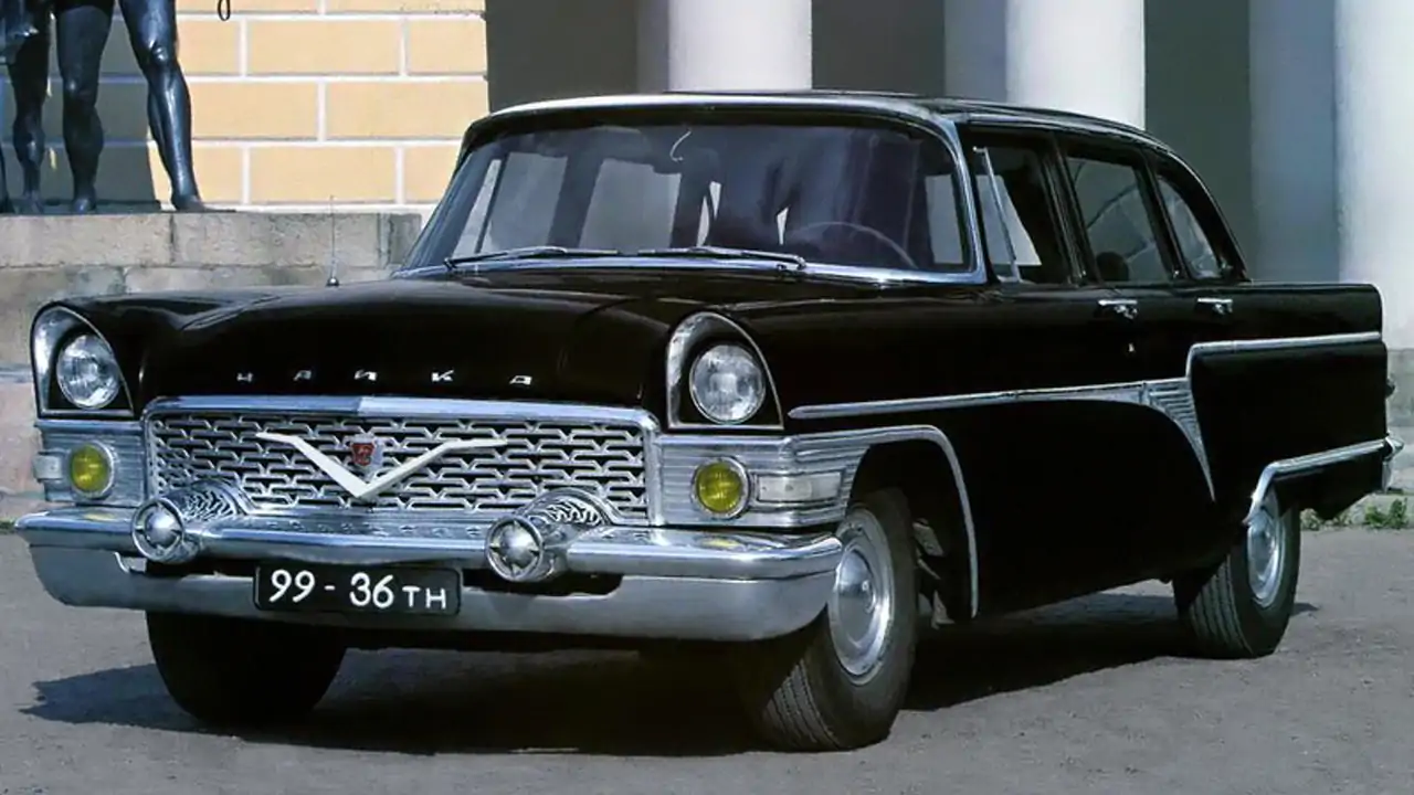 Soviet Cars Were Strange: GAZ Chaika 13