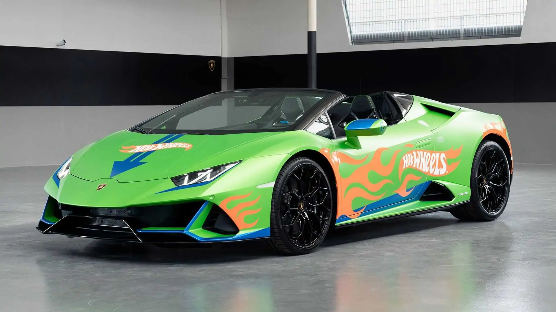 Lamborghini Huracan SUPERTOYS Puts Full-Size Hotwheels on The Road