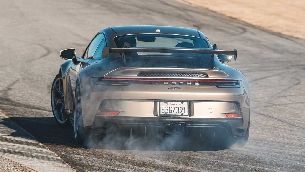 Porsche 911 GT3 Gets Gorgeous Gold Finish From Custom Paint Program