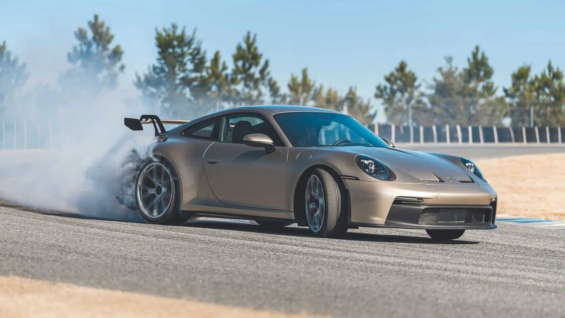 Porsche 911 GT3 Gets Gorgeous Gold Finish From Custom Paint Program