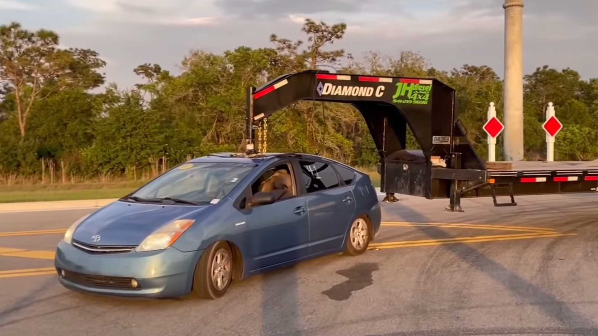 Toyota Prius is the Ultimate Tow Vehicle with Gooseneck Hitch Upgrade