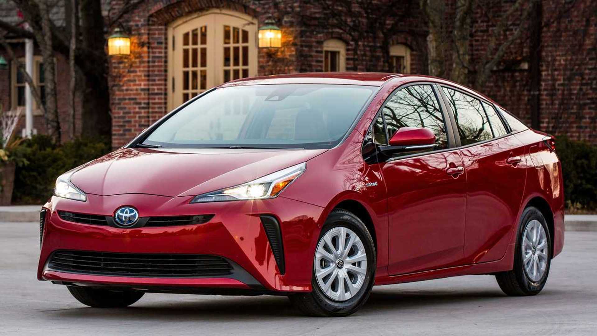 Toyota Prius is sticking around with plans for the fifth generation